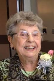 Laura Clapp's Instagram, Twitter & Facebook