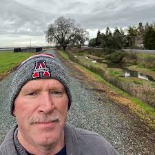 There's nothing like experiencing the joy of birding in your own  neighborhood, but,,, theoretically,,, if you had to pick a dream birding  destination, where would it be?