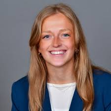 I'm thrilled to be spending the next few months in London for a work  exchange! One of my main goals while in the UK is to strengthen my  connections within the London