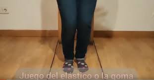 Como hacer te enseña a jugar al elastico también conocido como goma o resorte. Jugamos Al Elastico Rememorando Juegos De Nuestra Infancia Fundacion Querer