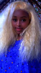 Últimos estilos de cabello para mujeres con Tiffy Dolly