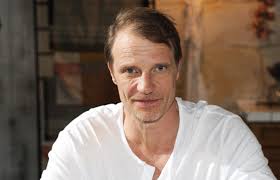 Lindenstraßen-Star Nindel hat ...