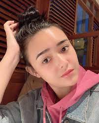 20 tahun (2019) pekerjaan : Biodata Amanda Manopo Biografi Profil Lengkap Fakta Agama Keluarga Foto Seleb Squad