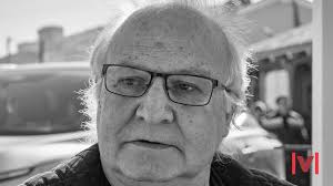 Ricard Ripoll: “Escrius en una llengua estrangera, que t'inventes a cada  llibre”