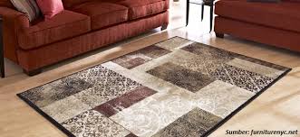 Karpet ruang tamu dengan cepat mengubah suasana ruangan, melembutkan tampilan ruang, dan menyerap suara untuk menciptakan suasana nyaman. Tips Memilih Karpet Terbaik Untuk Rumah Jenis Gambar