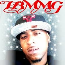 Stream 11. Pose For The Camera Ft. Hollywood Keefy by HBK GANG