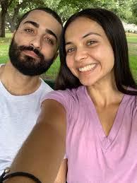 Elinor Huber's Instagram, Twitter & Facebook