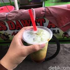 Seger adem legi (apa iya) dawet ayu, dawete. Segarnya Dawet Ayu Banjarnegara Buatan Pak Sumono