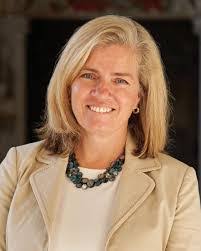 Martha Spaulding's Instagram, Twitter & Facebook