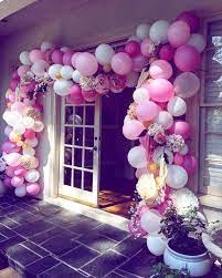 20 Gorgeous Dollar Store Diy Balloon Garland Ideas Smart Party Ideas Bridal Shower Decorations Bridal Shower Bridal Party
