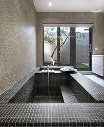5 Inspirations To Design Luxury Apartment With Hot Tub Idee Salle De Bain Salles D Eau Modernes Deco Salle De Bain