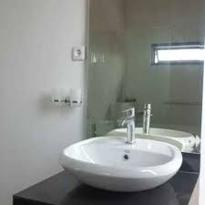 Anda bisa mencari produk ini di toko online yang mungkin jual cermin untuk kamar mandi. Jual Cermin Kamar Mandi Terbaru Harga Murah Blibli Com