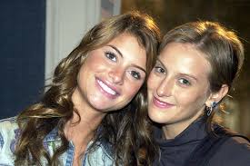 Preconceito e obstáculos: saiba tudo que acontece com Clara e Rafaela em  Mulheres Apaixonadas