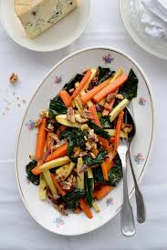 Salade Tiede De Carottes Et Panais Rotis Cavolo Nero Et Noix La Cuisine C Est Simple Carotte Et Panais Salade Tiede Panais