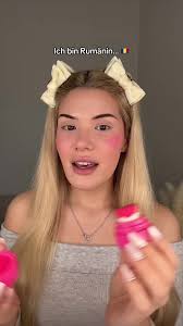 Vanessa Zinner Roanischer Trent