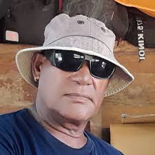 Any lady who is bored like me wine is available or beverages ,series or  movies n chill and cuddles like or comment lol ds weather is not make  sure,bolt galore no stress