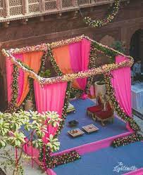 The Open Floral Mandapam Designed With Beautiful Flowers Theindianwedding Weddingde Wedding Stage Decorations Indian Wedding Theme Indian Wedding Decorations