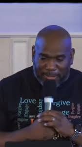 Darryl Gillard's Instagram, Twitter & Facebook