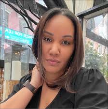 Please help us welcome our newest veterinarian, Dr. Cheryl Goldstein. Dr.  Goldstein graduated from Kansas State University College of Veterinary  Medicine in 2010. She grew up in the Philadelphia suburbs and now