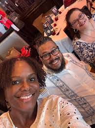 Desi Serna's Instagram, Twitter & Facebook