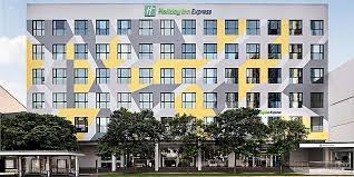 Via the mrt, it will take less than 10 minutes' journey to reach cityhall and orchard shopping areas. Holiday Inn Express Singapore Serangoon Hotel By Ihg