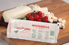 Mozzarella is a traditionally southern italian cheese made from italian buffalo's milk by the pasta filata method. La Nostra Mozzarella Fiordilatte Picture Of Pizzorante Rivoli Tripadvisor