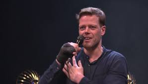 Nike, converse, vodafoneziggo and elecosoft uk are among its client list. Uitzending Gemist Martijn Koning Koning Van De Lach Afl 1 Op Rtl 4