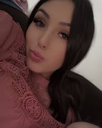 Alexia Gordon (@lexxi.77) • Instagram photos and videos