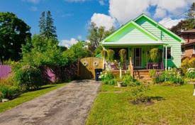 Refine your search by using the filter at the top of the page to view 1, 2 or 3+ bedroom houses, as well as cheap houses, pet friendly houses, houses with utilities included and more. 1 Bedroom Houses For Sale In Toronto Buy One Bed Villas In Toronto