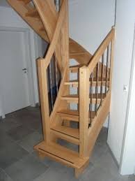 Ds Holztreppenbau Raumspartreppe Halbgewendelt Mit Edelstahlgela Nder Raumspartreppen Treppe Treppen Design