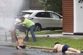 As temperatures soar, city urged to add nighttime cooling options for vulnerable residents
