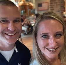 Fundraiser by Jason Neuman : Go Green for my sister