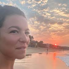 Kate Conner (@108.yogikate) • Instagram photos and videos