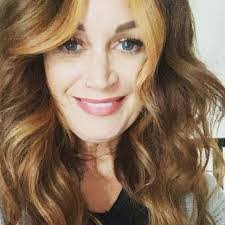 Nikki Olsen's Instagram, Twitter & Facebook