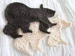 Zip closure with included pillow form. Ravelry Black Bear Applique Pattern By Akua Lezli Hope Akuadesigns