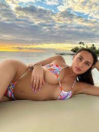 astridnelsia OnlyFans - Free Trial - XXX Photos | FansMetrics.com
