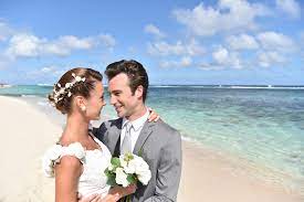 Gifts for life's special events! Best Wedding Gifts For Second Marriage Language En 5 Wedding Gift Ideas That Are Perfect For Older Couples