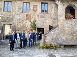 ¿está buscando albergues en palazzuolo sul senio? Giapponesi A Palazzuolo Sul Senio