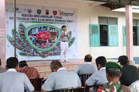 Menyadarkan kepada orang lain tentang arti saling tolong menolong c. Kegiatan Sosial Masyarakat Setempat Gak Patii