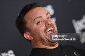 Jason Acuna's Instagram, Twitter & Facebook