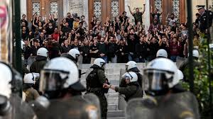 Αναμεσα στα καλυτερα πανεπιστημια παγκοσμιωσ. Panepisthmia Ligoteroi Foithtes Perissoterh Astynomia Olh H De3ia Politikh Se Ena Nomosxedio E Prologos