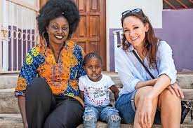 Warum soll ich prosecco trinken, wenn ich bier trinken kann? Interview Mit Carolin Kebekus Machen Sie Witze Uber Afrika Maz Markische Allgemeine
