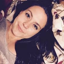 Kathryn Noel's Instagram, Twitter & Facebook