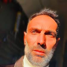 Mi manchi in tutti i sensi....