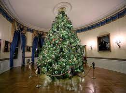 Who paid for christmas decorations in the white house 2019. White House Christmas Decorations 2019 Photos Cbs News