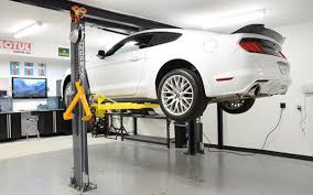 Auto lifts, which are also known as car lifts, are by far a safer option when working under cars, especially compared to using car or truck floor jacks. Bendpak Gp 7lcs 2 Post Lift 7 000 Lb Lift Capacity 5175995
