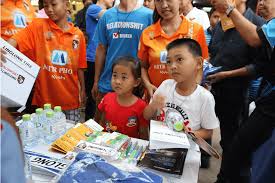 Logo fcb, logo liga champions uefa fc barcelona, fcb, cdr, teks, tim sepak bola png. Llit And Ratchaburi F C Gave Big Gifts To Fans News About Linglong Linglong Tire Official Website Stock Code 601966