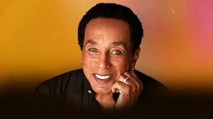 Giới trẻ đua nhau nghỉ hưu sớm, sống hưởng thụ, Chủ tịch HAGL Đoàn Nguyên  Đức lại thích làm việc quần quật: "Tiền tôi xài ba đời cũng không hết...Tôi  làm việc