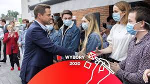 Rafał trzaskowski goni andrzeja dudę. Trzaskowski Co Ja Mam Powiedziec O Prezesie Kaczynskim Po Prostu Niech Pan O Nim Nie Mowi