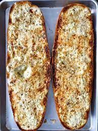 Out Of This World Crispy Creamy Garlic Bread The Genetic Chef Recipe Creamy Garlic Cheesy Garlic Bread Bread